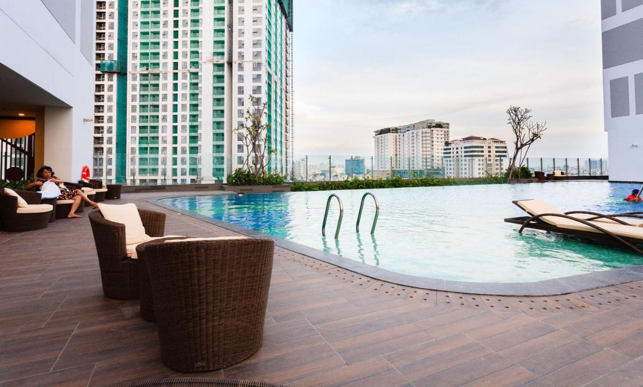 River Gate Building - Le Meridien Pool & Gym Ho Chi Minh City